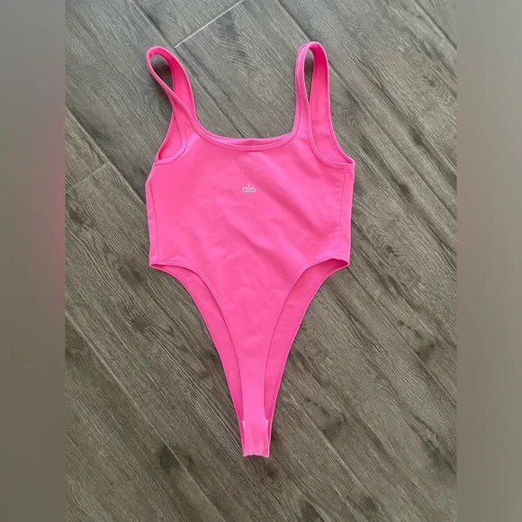 Alo Airbrush Hot Shot Bodysuit - Picture 3 of 3